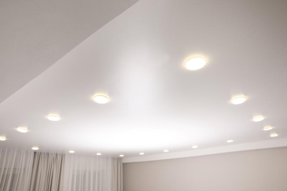 Nettoyage plafond tendu près de Dijon