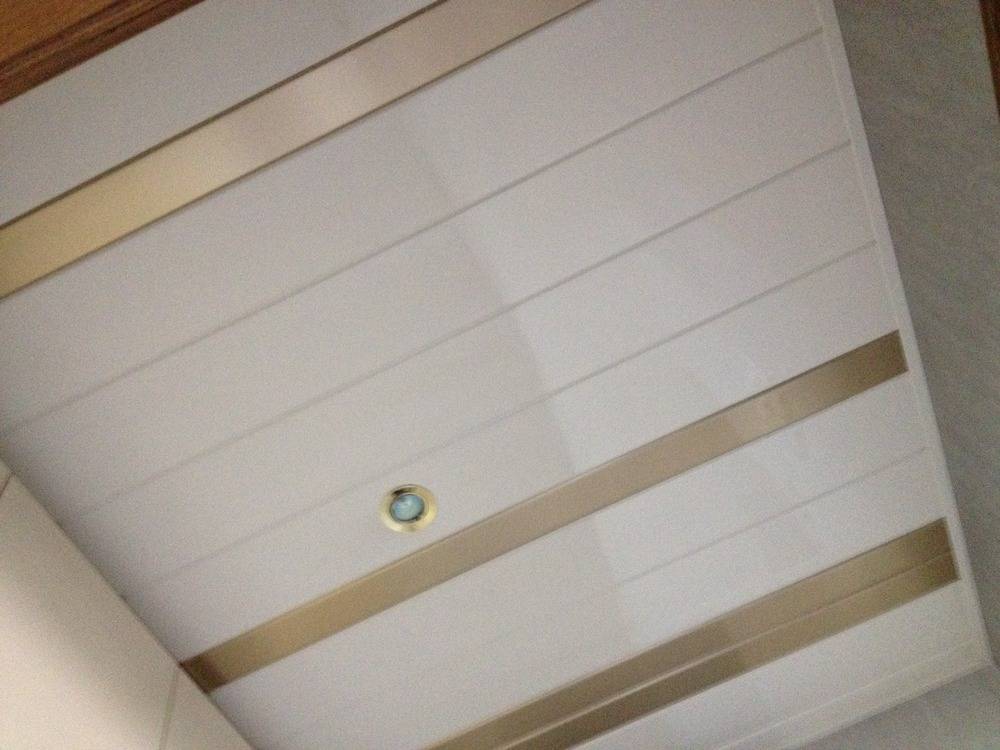 Nettoyage - plafond -lames-alu-couloir-Wittelsheim  (8)