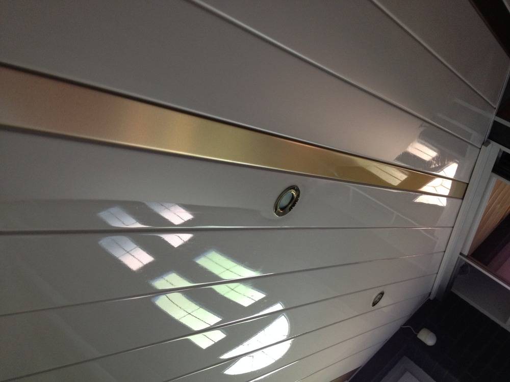 Nettoyage - plafond -lames-alu-couloir-Wittelsheim  (10)