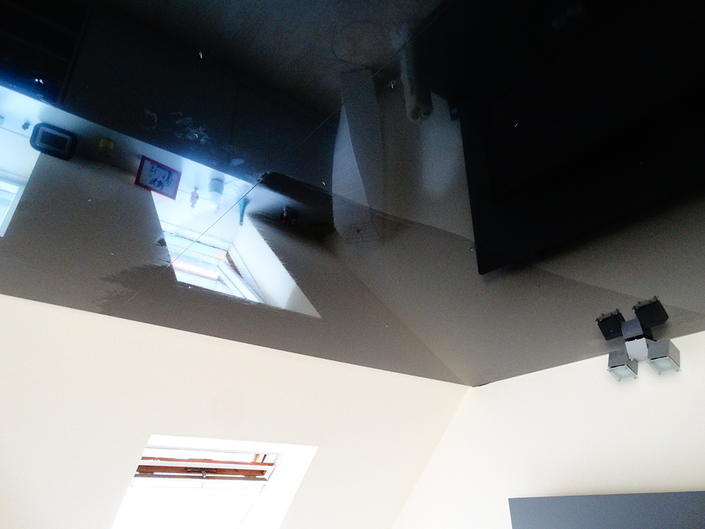 Lessivage- Nettoyage - plafond -tendu-PVC-salon-Mulhouse(69)