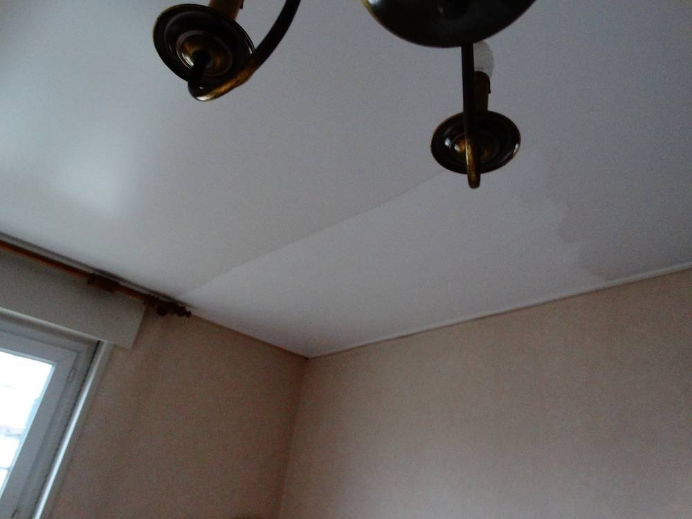 Lessivage- Nettoyage - plafond -tendu-PVC-salon-cuisine-chambre-Strasbourg (69)