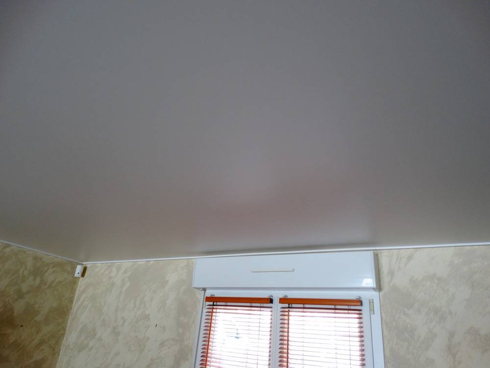 Lessivage- Nettoyage - plafond -tendu-PVC-salon-Audincourt (21)