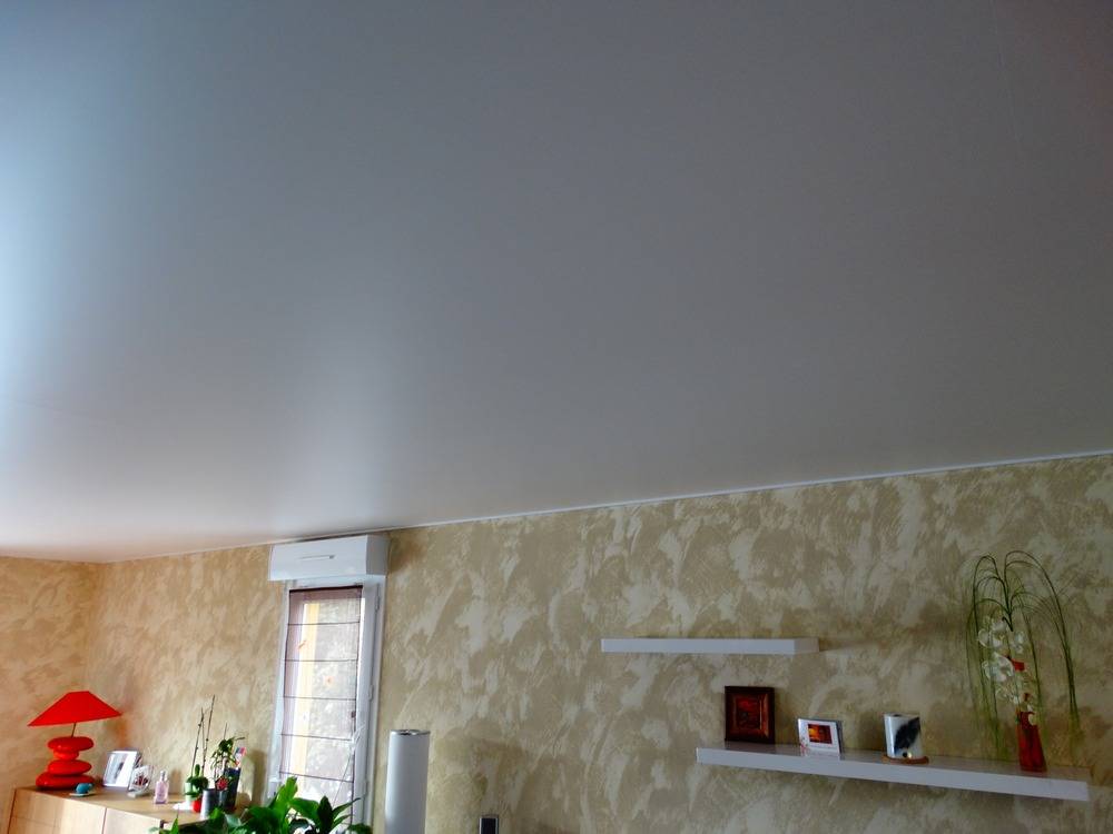 Lessivage- Nettoyage - plafond -tendu-PVC-salon-Audincourt (22)