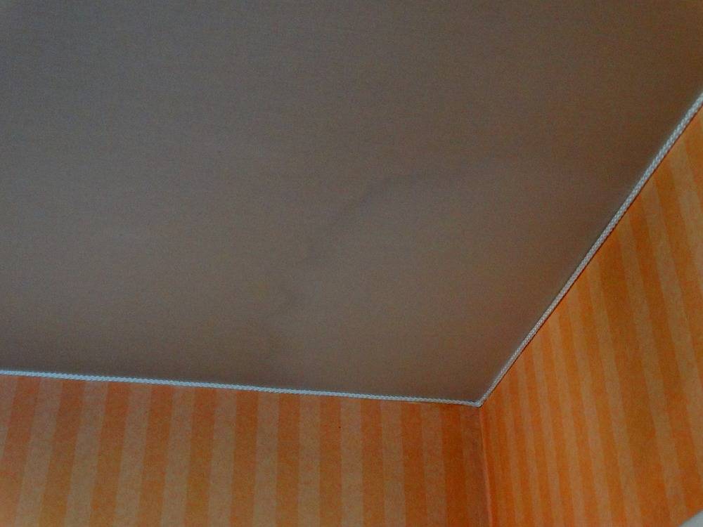 Lessivage- Nettoyage - plafond -tissus-Couloir-Ilzach(22)