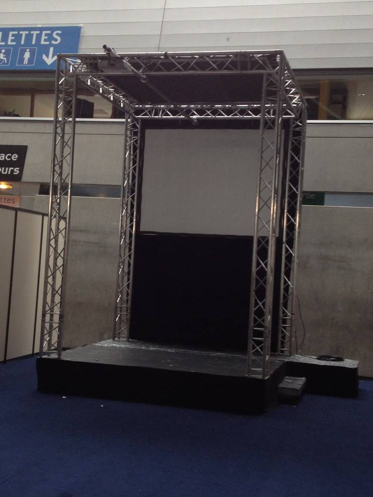 Montage- stands- Journee- D'octobre- Mulhouse (73)