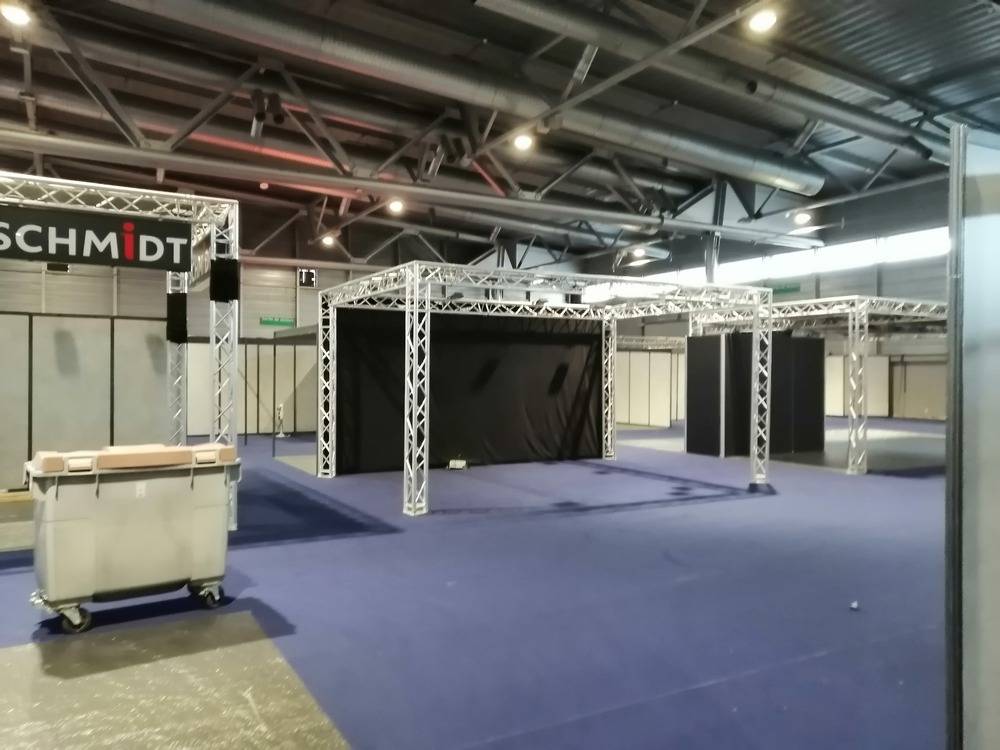 Montage stand - 10 (2)